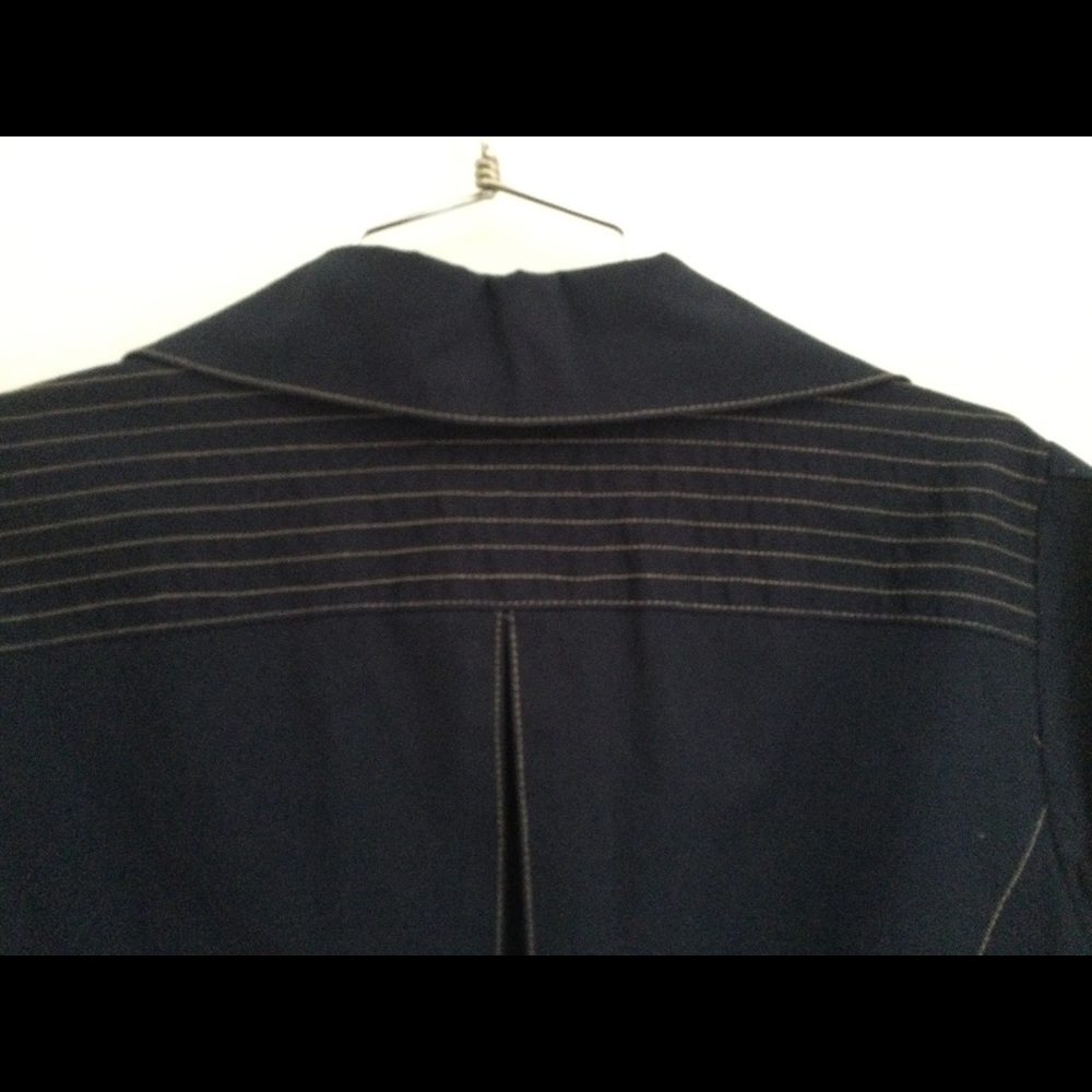 Jacket. In very good conditions. - Picture 8 of 10